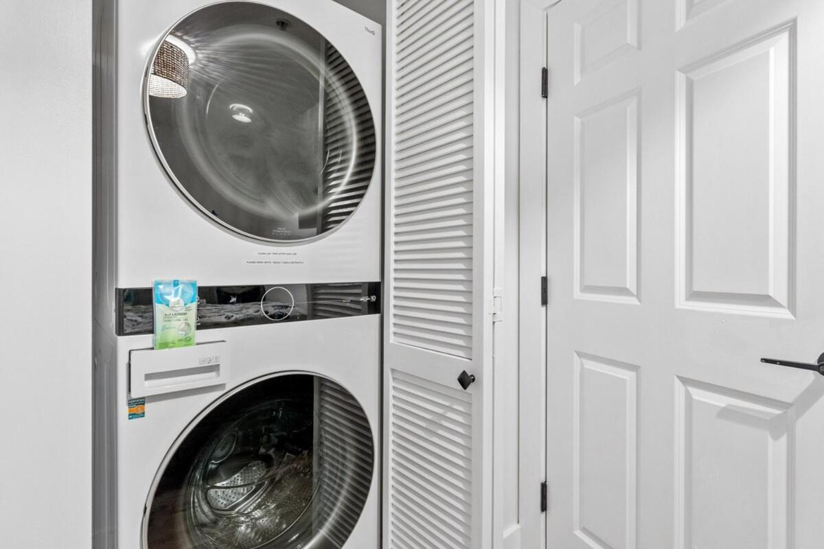 Sunrise Surprise 9Th Floor 2Br 2 Ba King Suite Beach Shuttle, Heated Pool! Destin Exterior photo